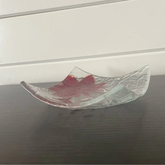 LAST CHANCE Decorative Glass Candy Dish Candle Holder Clear Red Leaf Home Decor - Picture 6 of 7